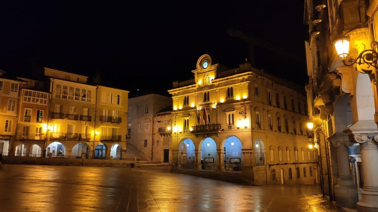 Luminoso Termal Casco Historico Apartment Ourense Phòng bức ảnh