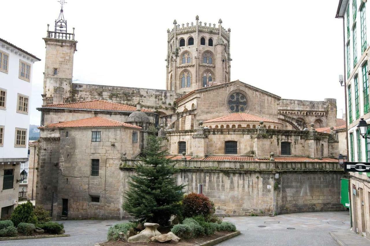 Luminoso Termal Casco Historico Apartment Ourense Ngoại thất bức ảnh